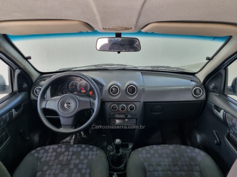 PRISMA 1.4 MPFI JOY 8V FLEX 4P MANUAL - 2009 - VACARIA
