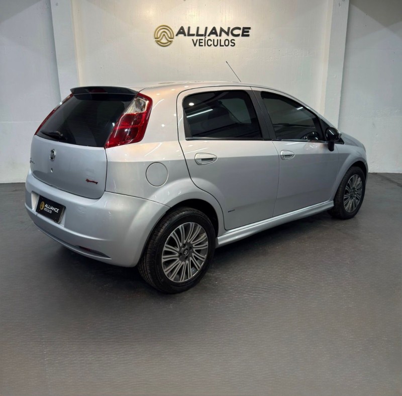 PUNTO 1.8 SPORTING 8V FLEX 4P MANUAL - 2008 - CAXIAS DO SUL