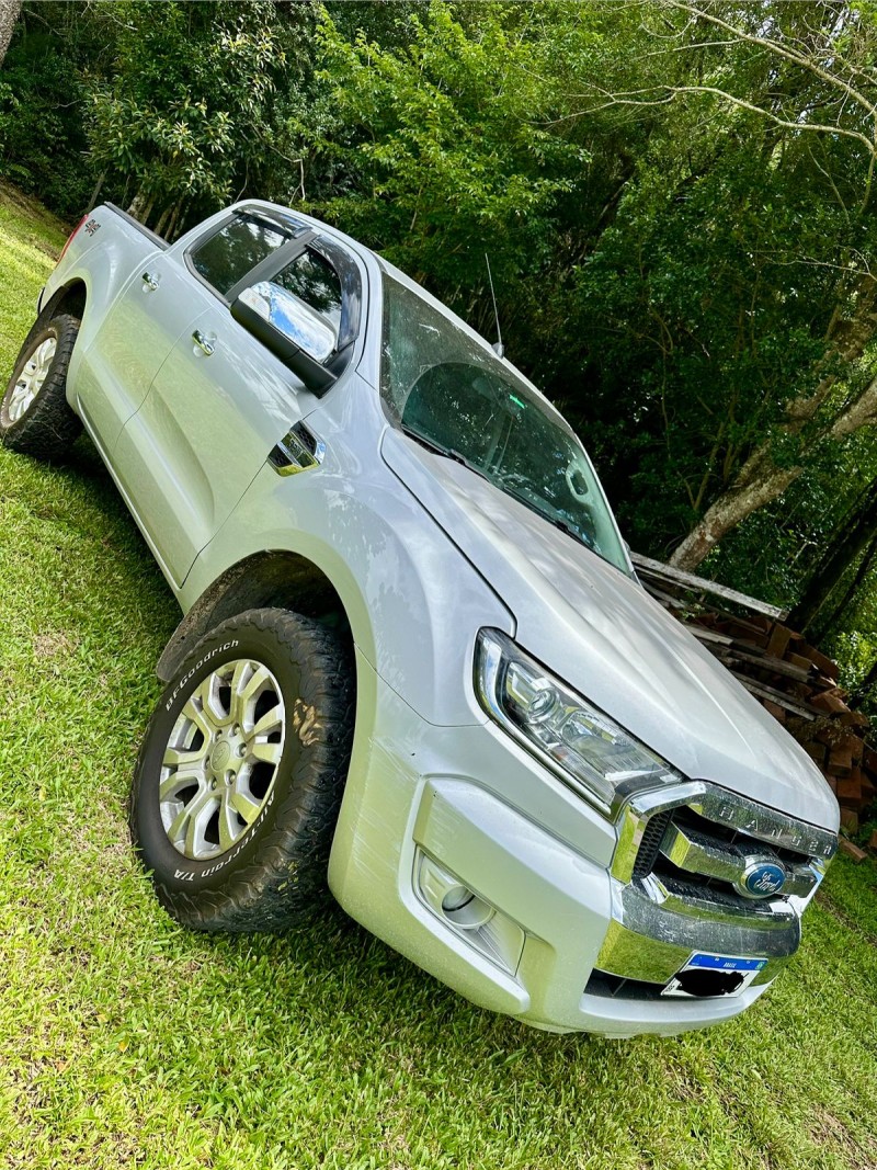 RANGER 3.2 XLT 4X4 CD 20V DIESEL 4P AUTOMÁTICO - 2019 - FARROUPILHA