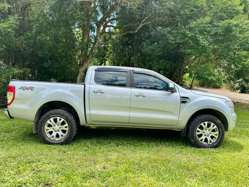 RANGER 3.2 XLT 4X4 CD 20V DIESEL 4P AUTOMÁTICO - 2019 - FARROUPILHA
