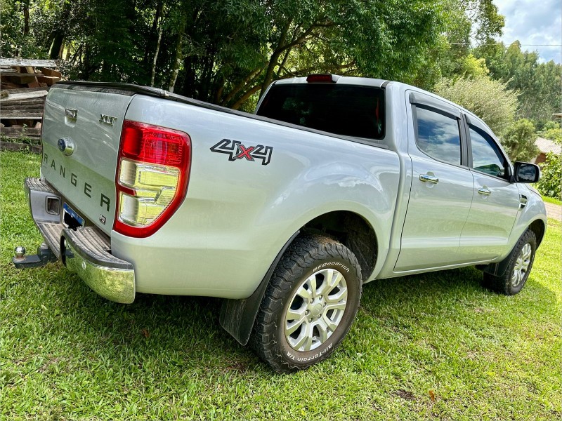 RANGER 3.2 XLT 4X4 CD 20V DIESEL 4P AUTOMÁTICO - 2019 - FARROUPILHA