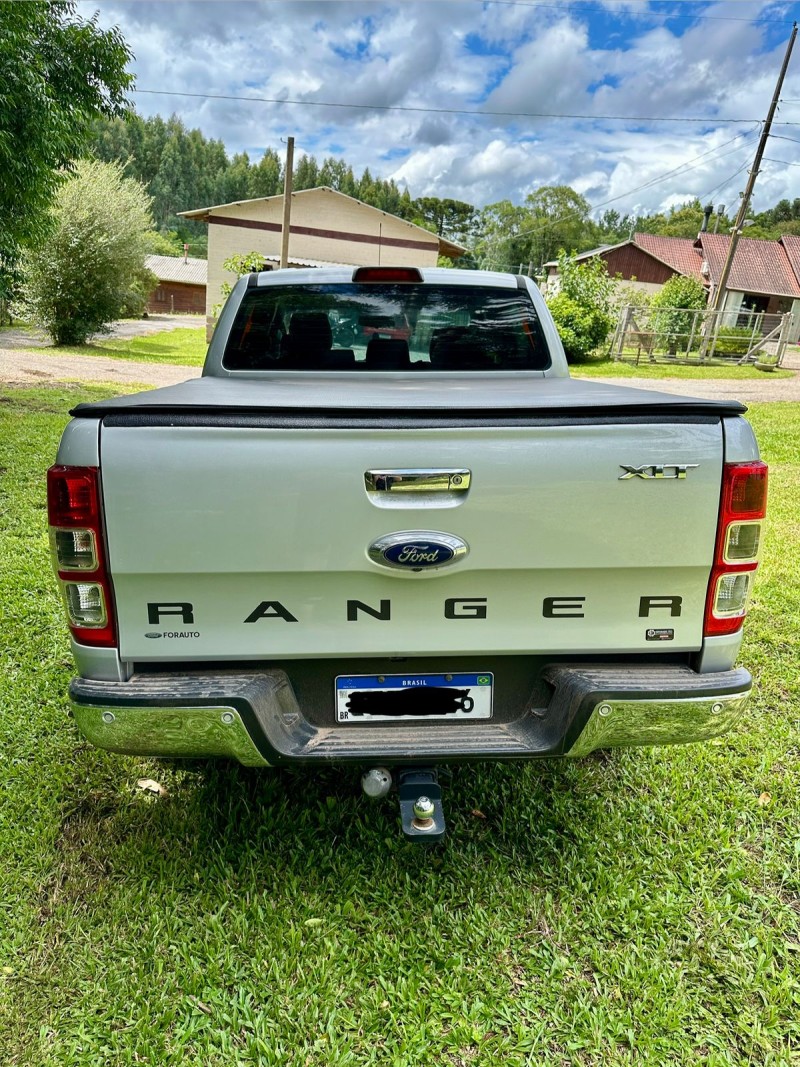 RANGER 3.2 XLT 4X4 CD 20V DIESEL 4P AUTOMÁTICO - 2019 - FARROUPILHA
