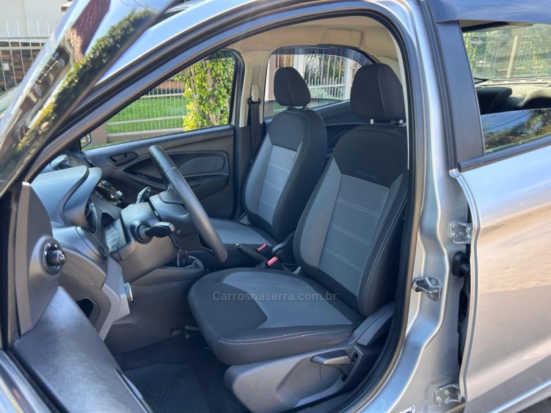 KA + 1.5 ADVANCED SEDAN 16V FLEX 4P MANUAL - 2018 - VENâNCIO AIRES