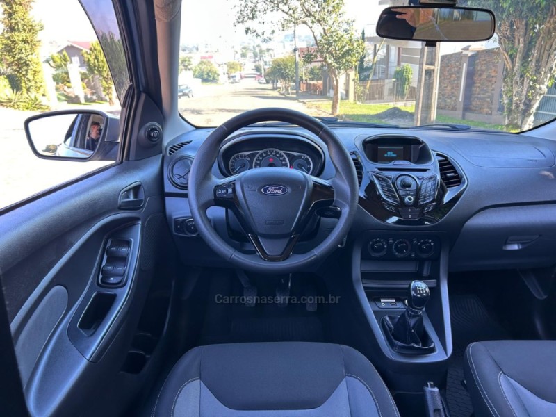 KA + 1.5 ADVANCED SEDAN 16V FLEX 4P MANUAL - 2018 - VENâNCIO AIRES
