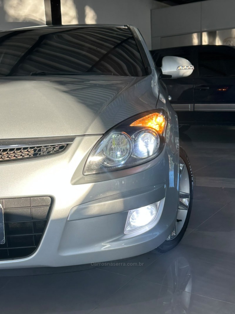 I30 2.0 MPFI GLS 16V GASOLINA 4P MANUAL - 2012 - NOVO HAMBURGO