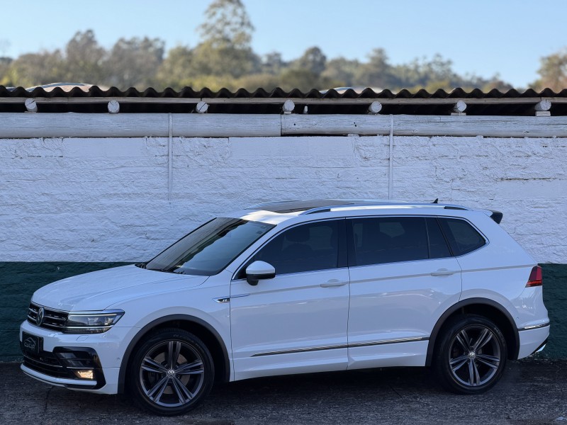 TIGUAN 2.0 ALLSPACE R-LINE 350 TSI 4X4 GASOLINA 4P - 2019 - DOIS IRMãOS