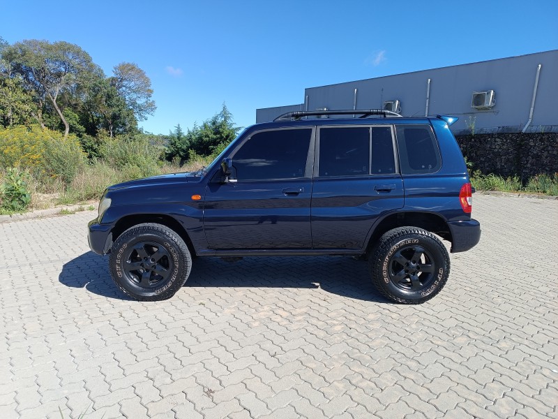 pajero tr4 2.0 4x4 16v 131cv gasolina 4p manual 2005 flores da cunha