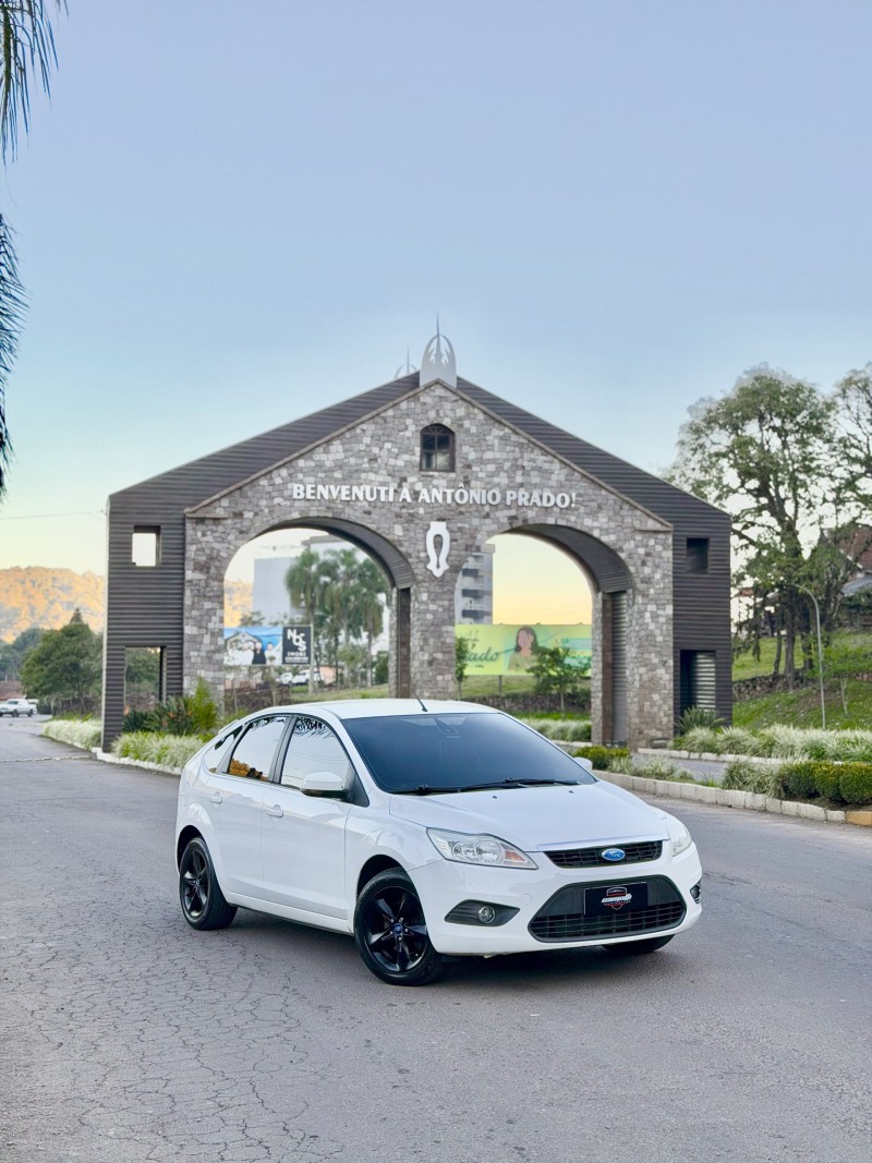 FOCUS 2.0 FC 16V GASOLINA 4P AUTOMÁTICO - 2012 - ANTôNIO PRADO