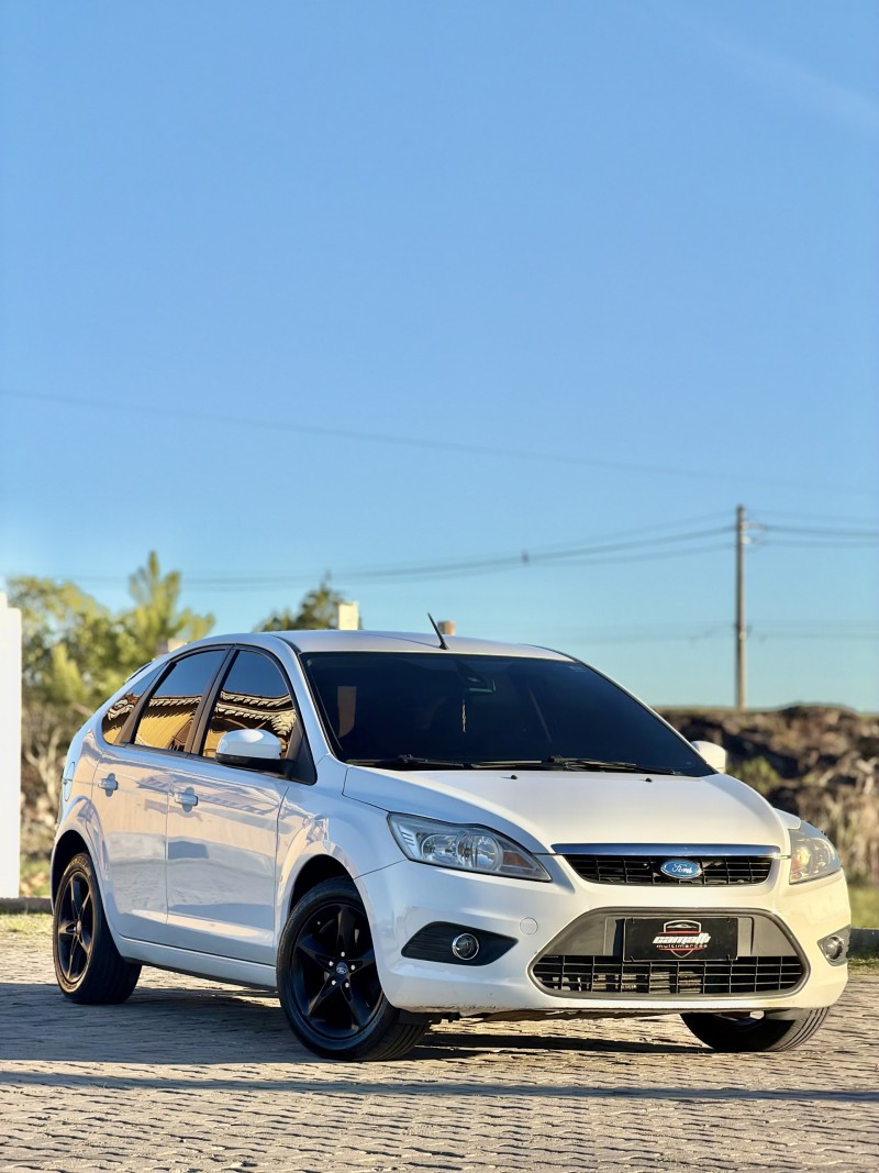 FOCUS 2.0 FC 16V GASOLINA 4P AUTOMÁTICO - 2012 - ANTôNIO PRADO