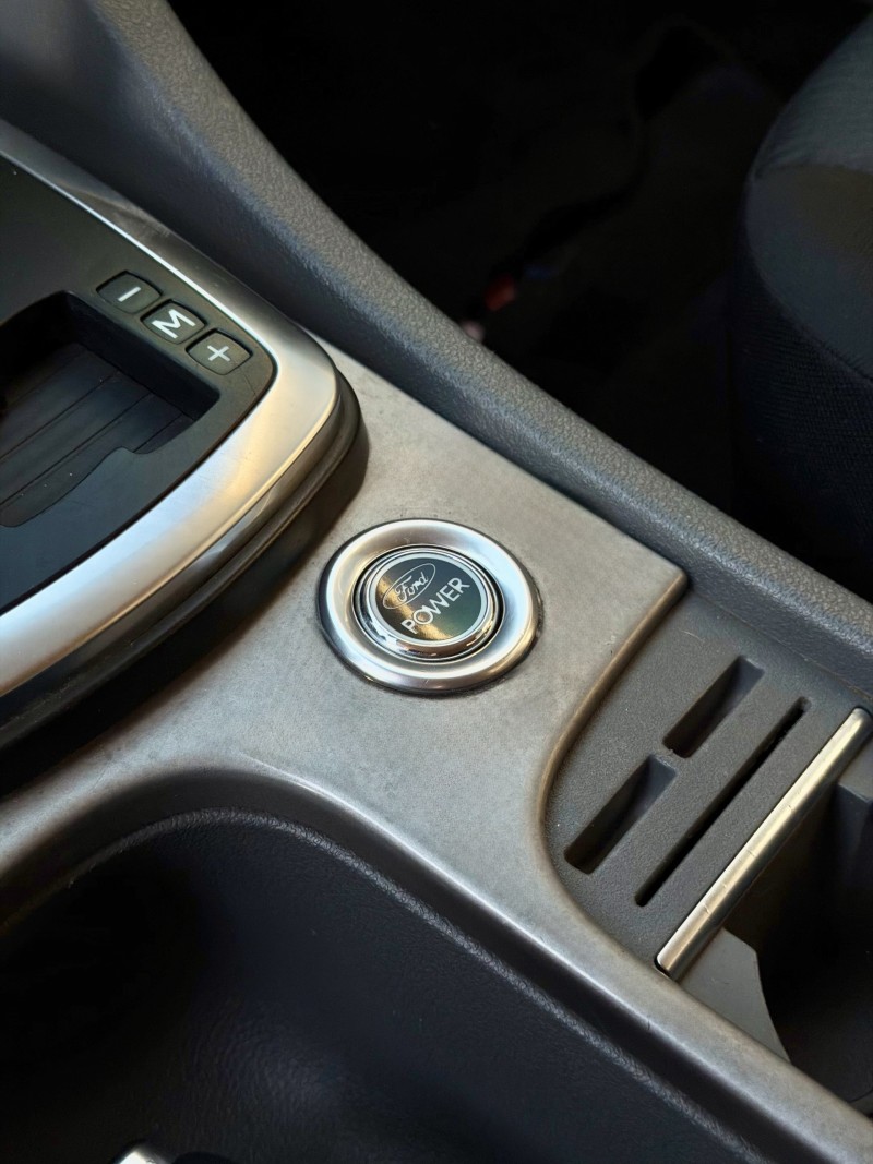 FOCUS 2.0 FC 16V GASOLINA 4P AUTOMÁTICO - 2012 - ANTôNIO PRADO