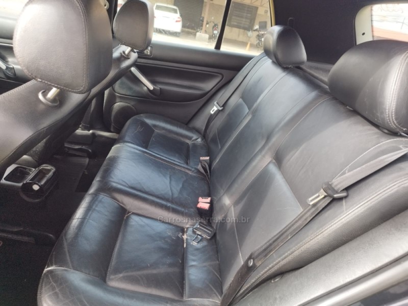 GOLF 1.6 MI BLACK & SILVER 8V GASOLINA 4P MANUAL - 2002 - NOVO HAMBURGO