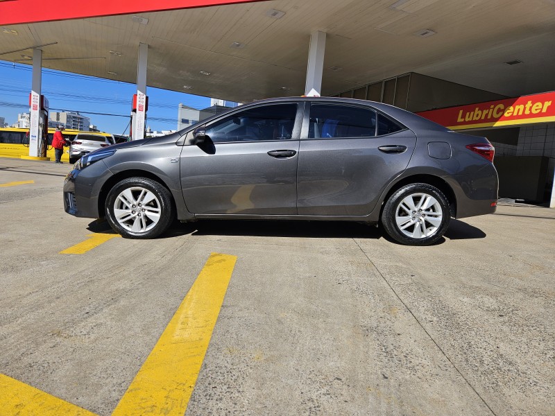 COROLLA 1.8 GLI 16V FLEX 4P AUTOMÁTICO - 2017 - CAXIAS DO SUL