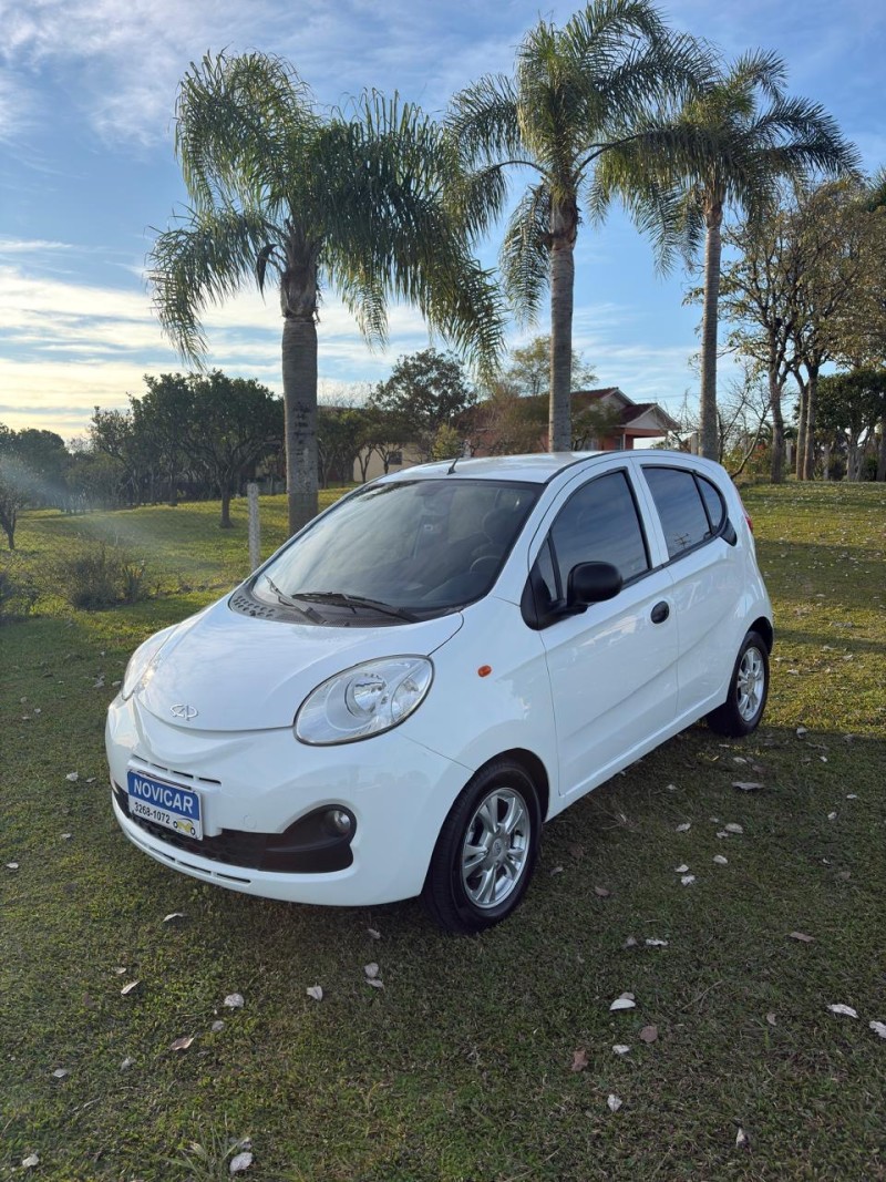 qq 1.0 mpfi act 12v gasolina 4p manual 2016 farroupilha