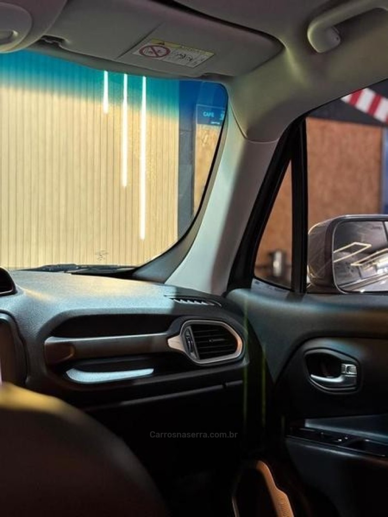 RENEGADE 1.8 LONGITUDE 16V DIESEL 4P AUTOMÁTICO - 2020 - LAJEADO