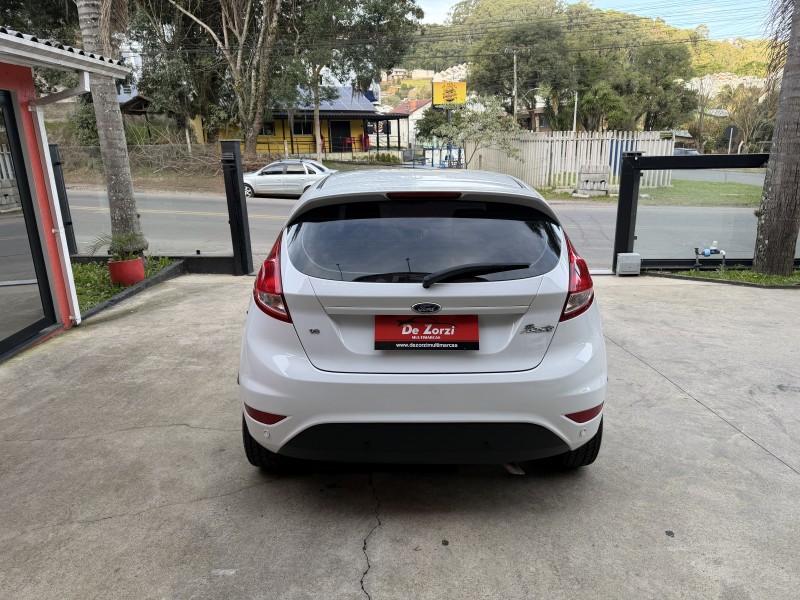 FIESTA 1.6 SEL HATCH 16V FLEX 4P AUTOMÁTICO - 2017 - CAXIAS DO SUL