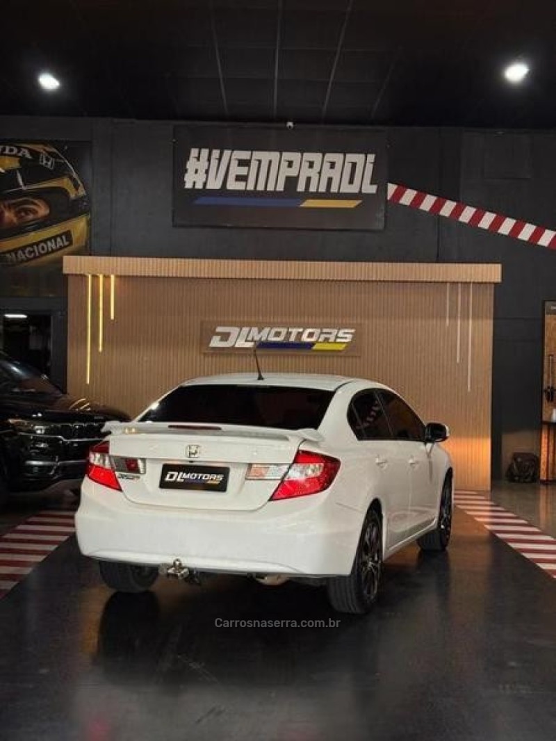 CIVIC 2.0 LXR 16V FLEX 4P AUTOMÁTICO - 2016 - LAJEADO