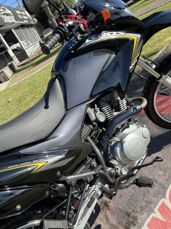 NXR 150 BROS MIX ES - 2012 - FELIZ