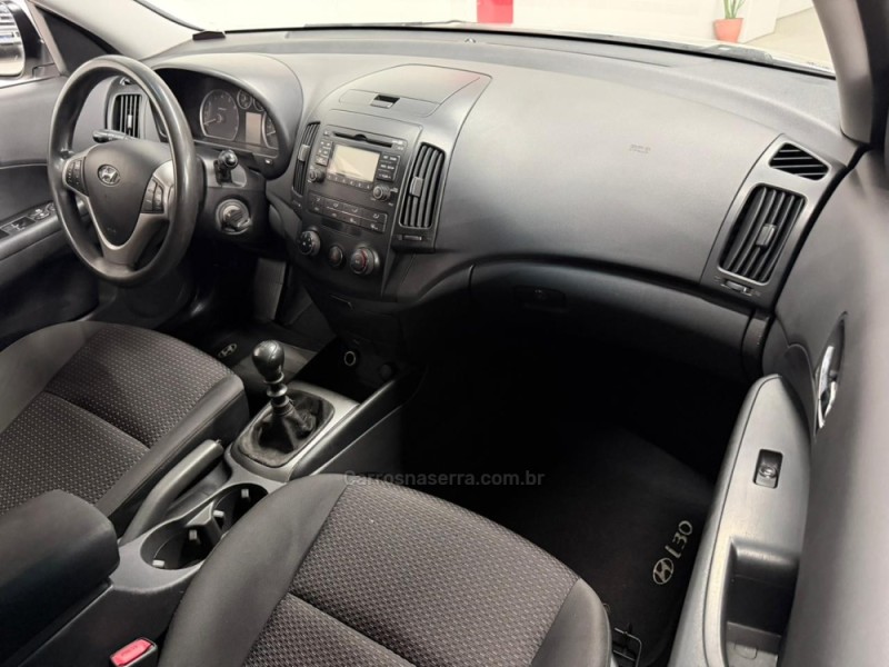 I30 2.0 MPFI GLS 16V GASOLINA 4P MANUAL - 2012 - CAXIAS DO SUL