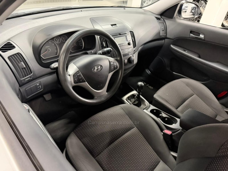 I30 2.0 MPFI GLS 16V GASOLINA 4P MANUAL - 2012 - CAXIAS DO SUL