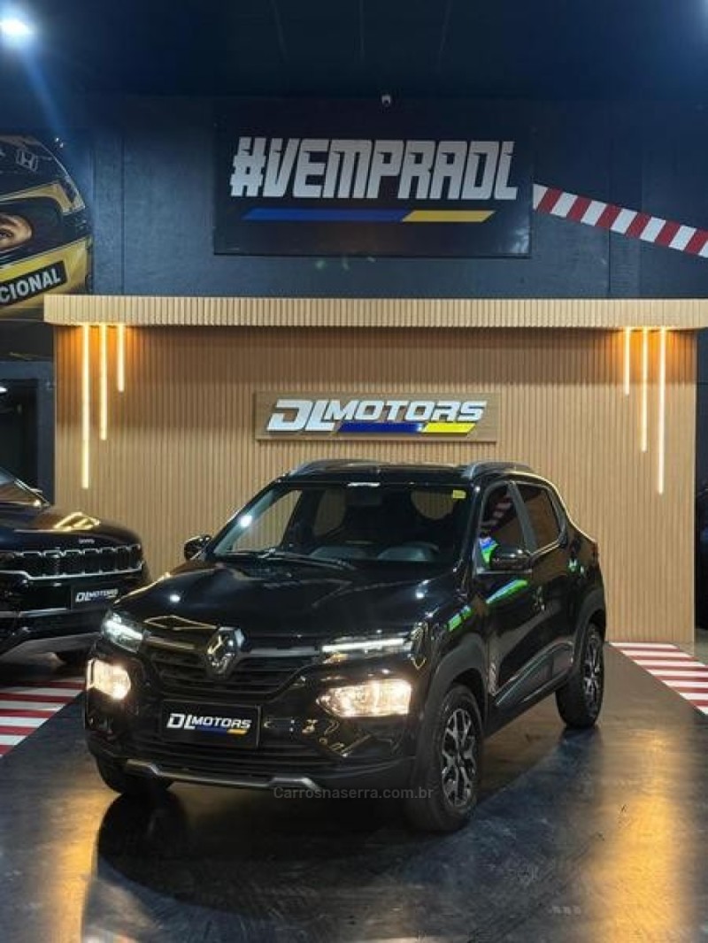 KWID 1.0 12V OUTSIDER FLEX 4P MANUAL - 2025 - LAJEADO