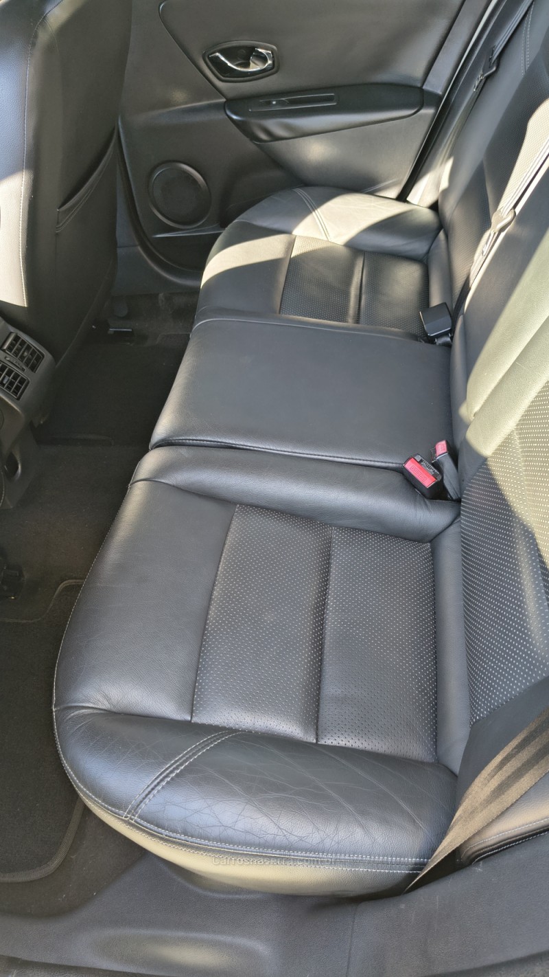 FLUENCE 2.0 DYNAMIQUE 16V FLEX 4P AUTOMÁTICO - 2013 - CAXIAS DO SUL