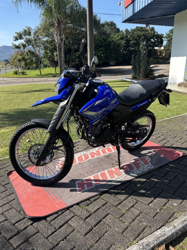 XTZ 250 LANDER - 2022 - FELIZ
