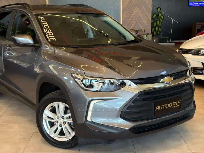TRACKER 1.0 12V LT TURBO FLEX 4P AUTOMÁTICO - 2022 - CAMPO BOM