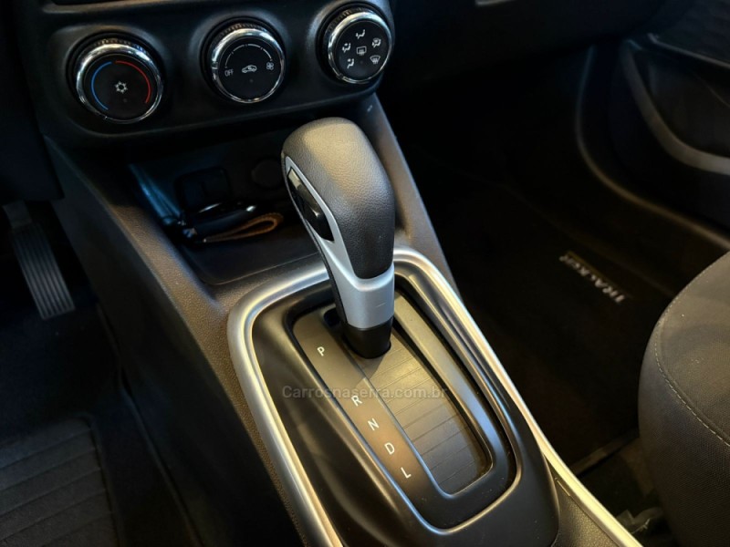 TRACKER 1.0 12V LT TURBO FLEX 4P AUTOMÁTICO - 2022 - CAMPO BOM