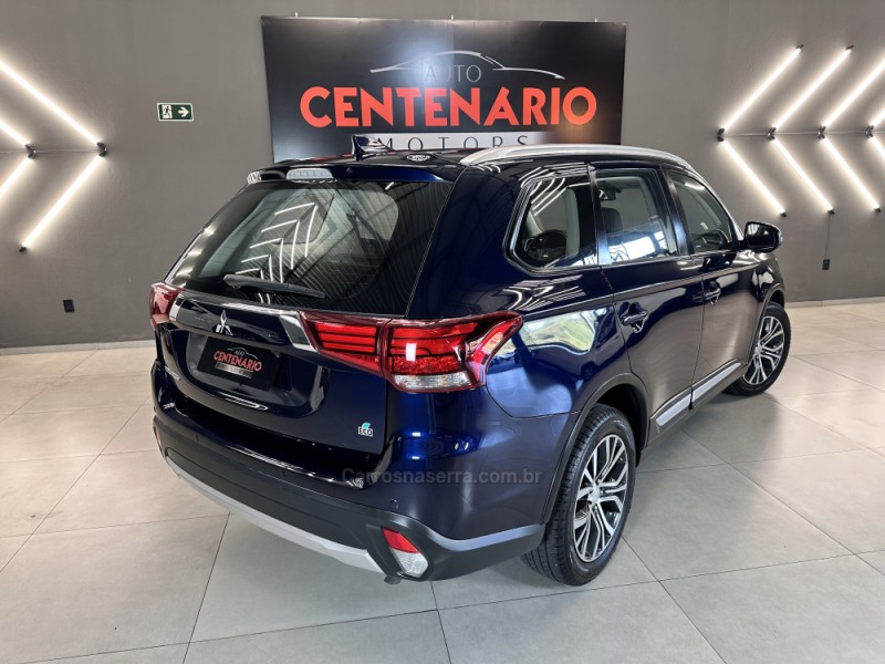 OUTLANDER 2.0 16V GASOLINA 4P AUTOMÁTICO - 2017 - SAPIRANGA