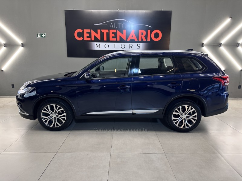 OUTLANDER 2.0 16V GASOLINA 4P AUTOMÁTICO - 2017 - SAPIRANGA