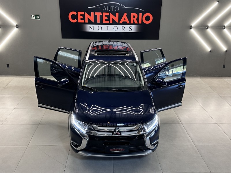 OUTLANDER 2.0 16V GASOLINA 4P AUTOMÁTICO - 2017 - SAPIRANGA
