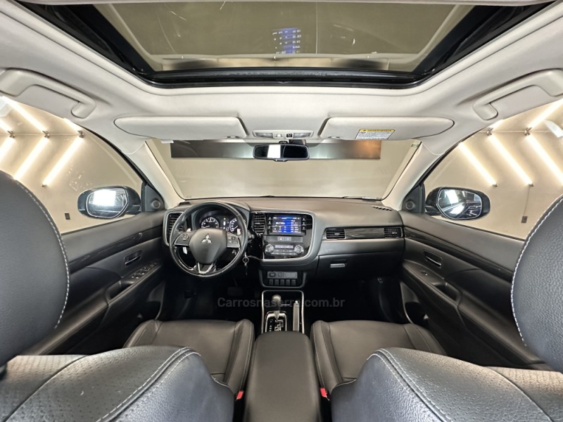 OUTLANDER 2.0 16V GASOLINA 4P AUTOMÁTICO - 2017 - SAPIRANGA
