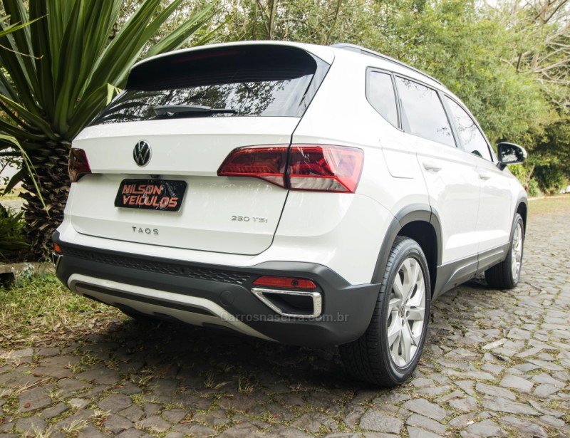 TAOS 1.4 16V COMFORTLINE TSI FLEX 4P AUTOMÁTICO - 2022 - NOVO HAMBURGO