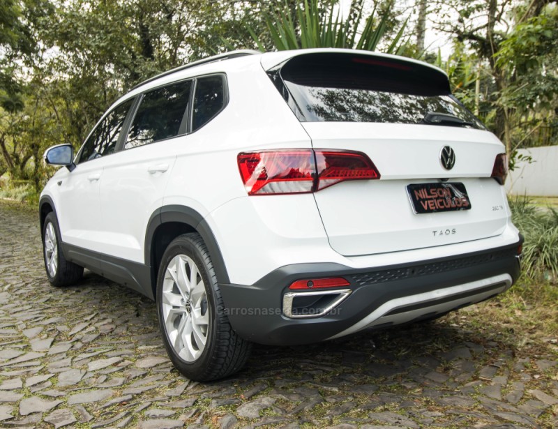 TAOS 1.4 16V COMFORTLINE TSI FLEX 4P AUTOMÁTICO - 2022 - NOVO HAMBURGO
