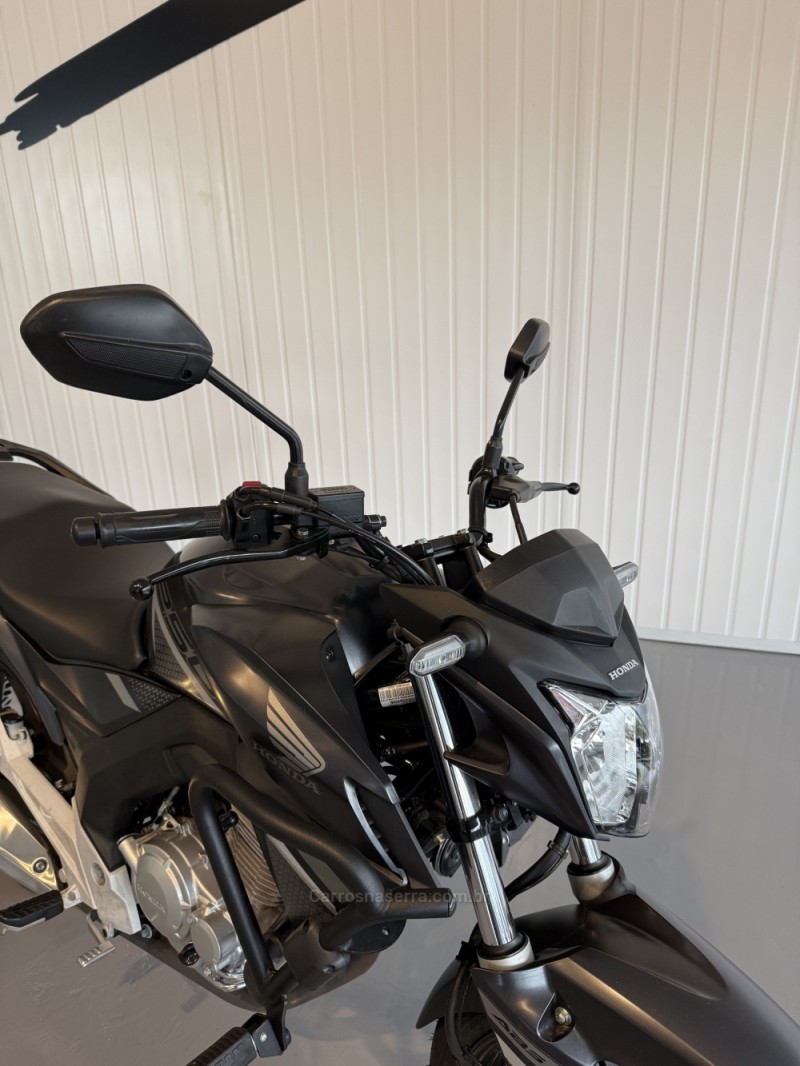 CB 250F TWISTER ABS - 2022 - TRêS PASSOS