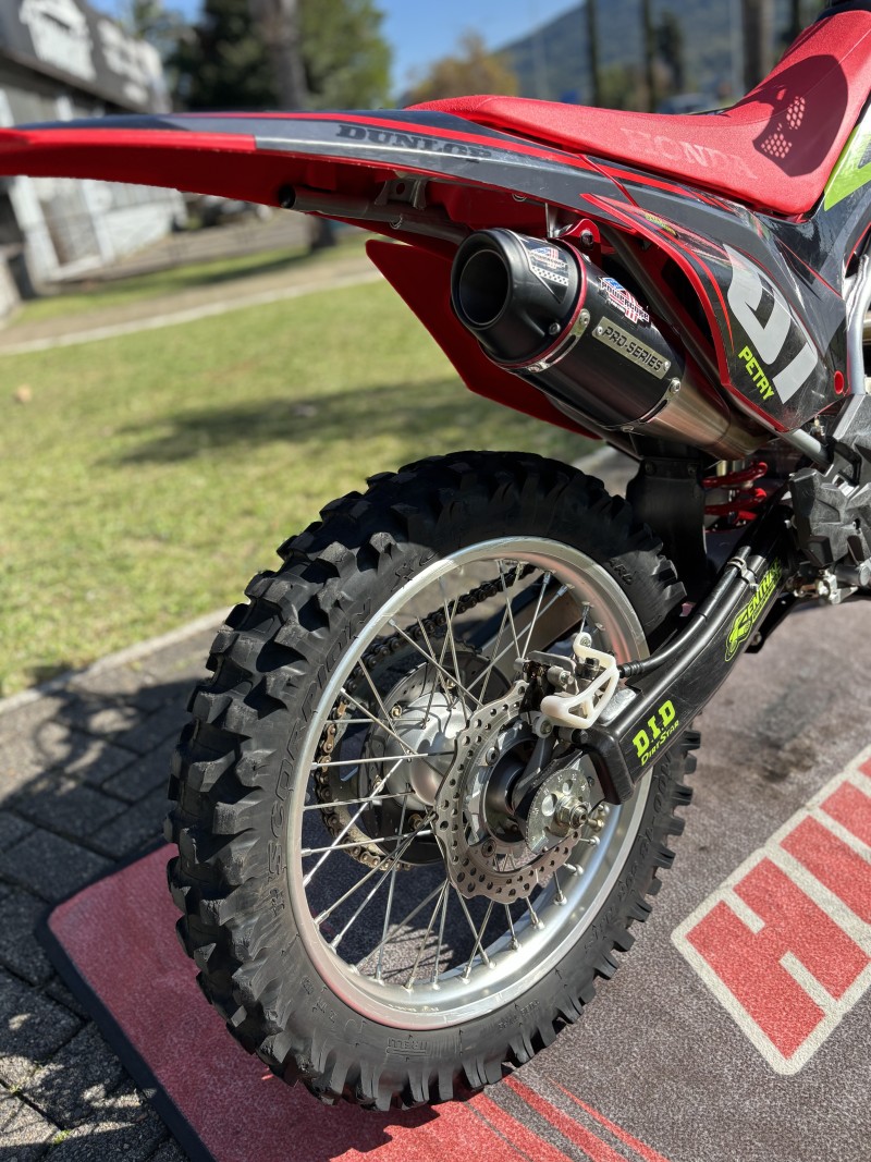 CRF 250F  - 2024 - FELIZ