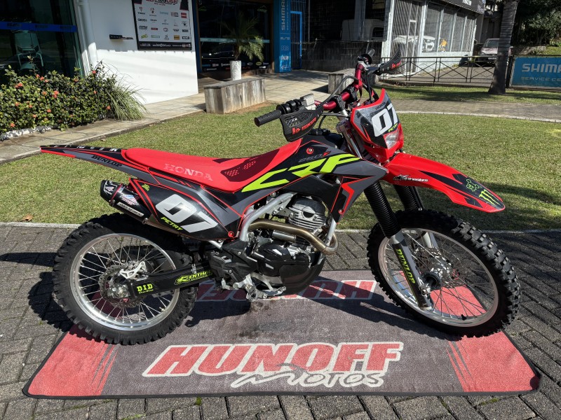 crf 250f  2024 feliz