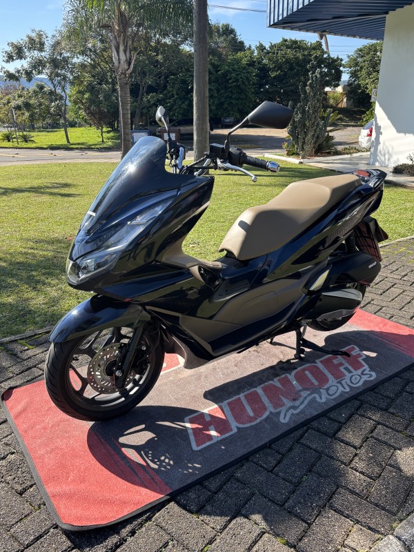 PCX 160 DLX ABS - 2025 - FELIZ