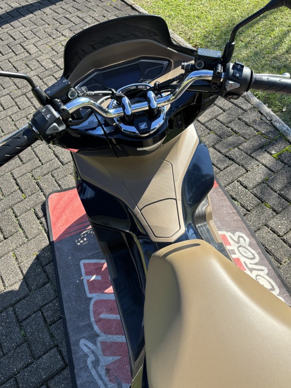 PCX 160 DLX ABS - 2025 - FELIZ
