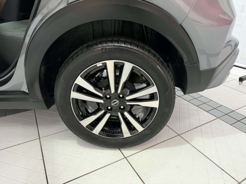 KICKS 1.6 ADVANCE 16V PLUS CVT FLEX 4P AUTOMÁTICO - 2024 - PORTO ALEGRE
