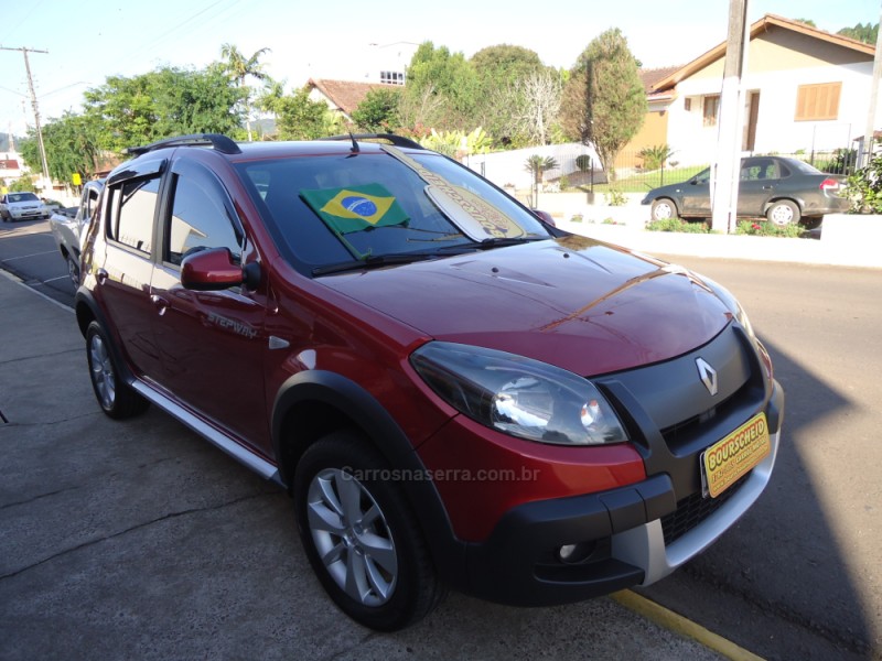 SANDERO 1.6 STEPWAY 16V DYNAMIQUE FLEX 4P MANUAL - 2014 - SANTA CLARA DO SUL