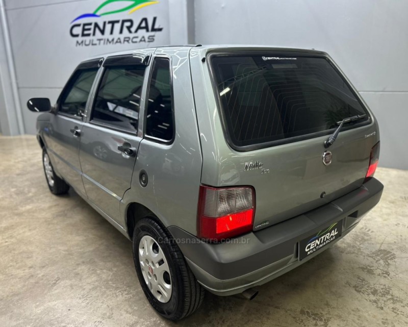 UNO 1.0 MPI MILLE FIRE 8V FLEX 4P MANUAL - 2013 - VACARIA