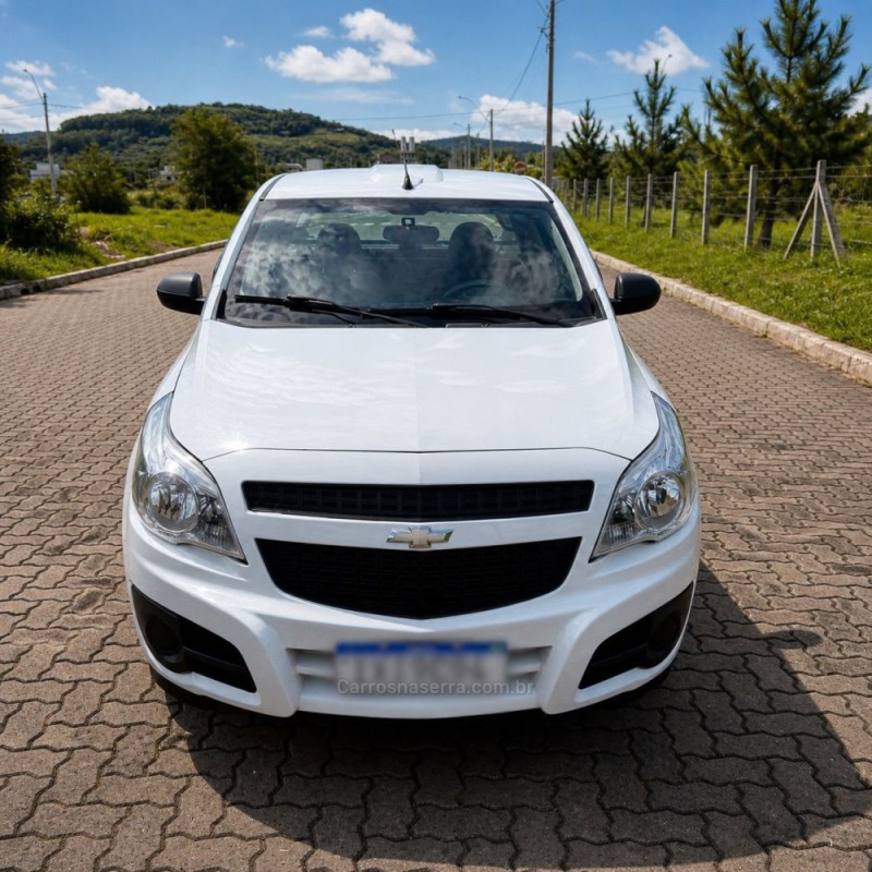 MONTANA 1.4 MPFI LS CS 8V FLEX 2P MANUAL - 2017 - SAPIRANGA