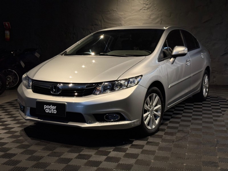 CIVIC 2.0 LXR 16V FLEX 4P AUTOMÁTICO - 2014 - FARROUPILHA