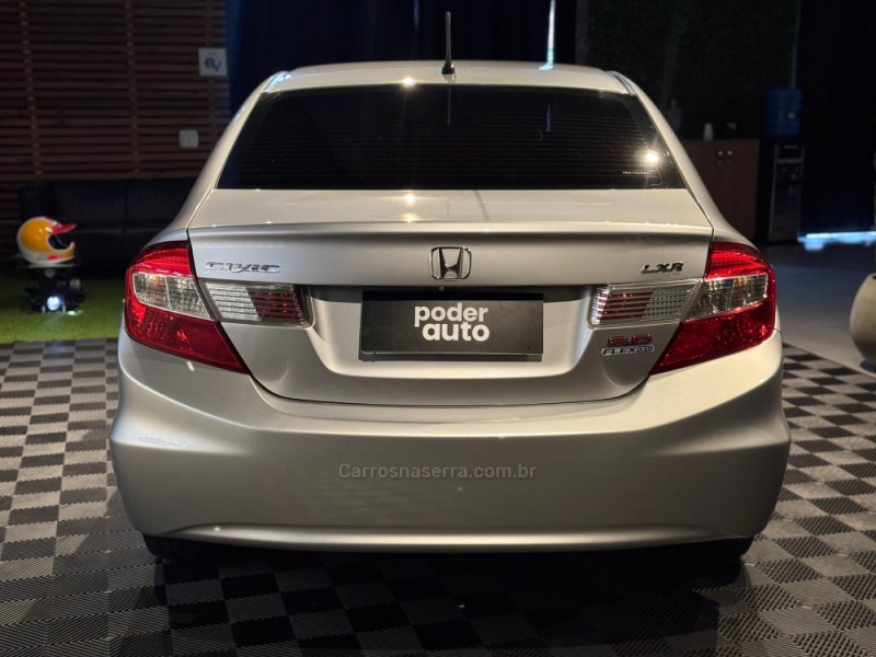 CIVIC 2.0 LXR 16V FLEX 4P AUTOMÁTICO - 2014 - FARROUPILHA