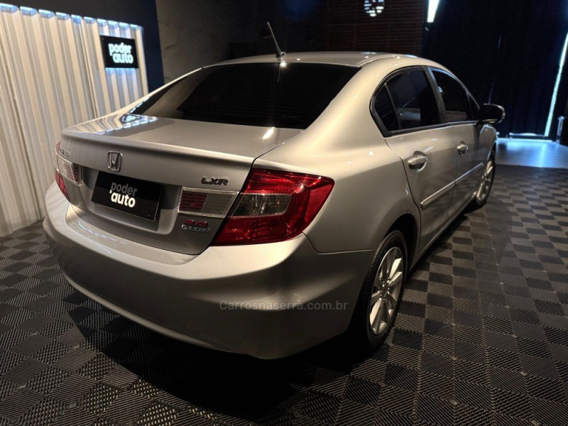 CIVIC 2.0 LXR 16V FLEX 4P AUTOMÁTICO - 2014 - FARROUPILHA