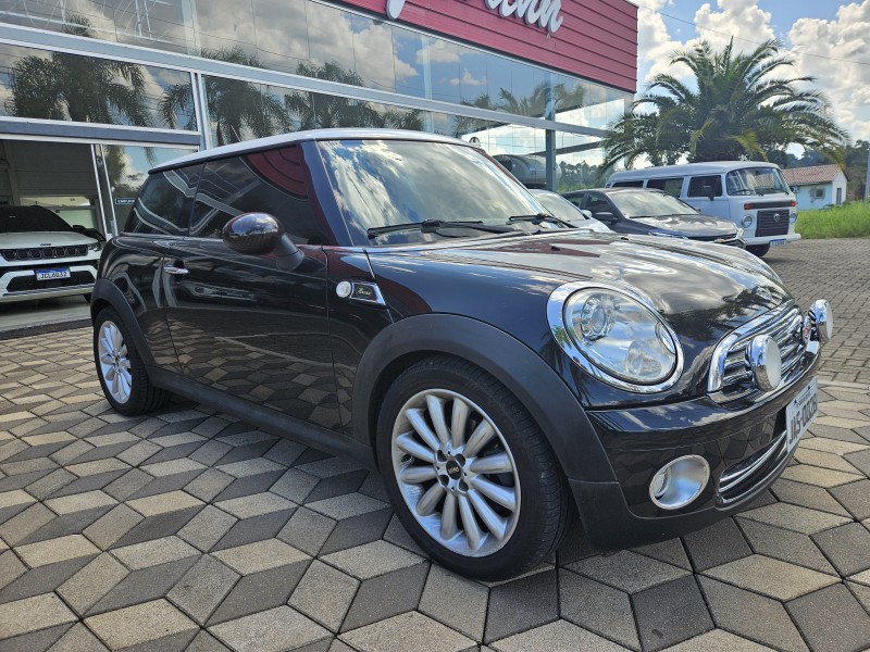 cooper 1.6 16v mayfair special edition gasolina 2p automatico 2010 bom principio
