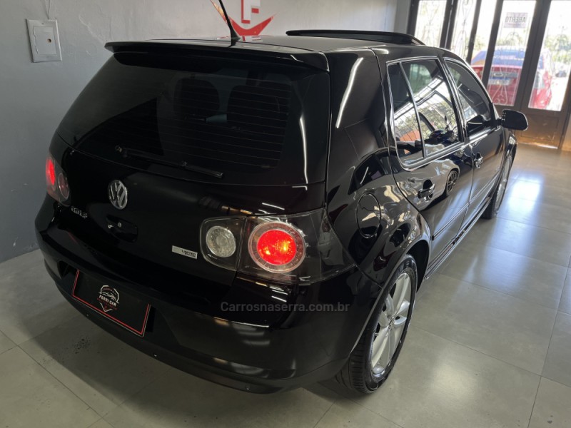 GOLF 1.6 MI SPORTLINE LIMITED EDITION 8V FLEX 4P MANUAL - 2011 - CAXIAS DO SUL