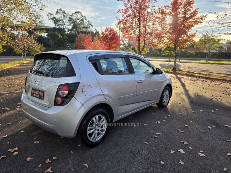 SONIC 1.6 LT 16V FLEX 4P MANUAL - 2013 - BENTO GONçALVES