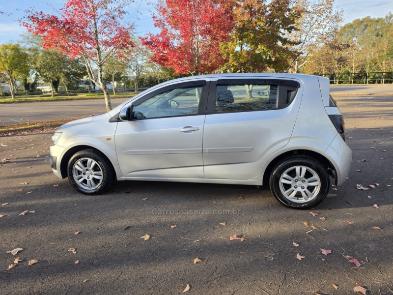 SONIC 1.6 LT 16V FLEX 4P MANUAL - 2013 - BENTO GONçALVES
